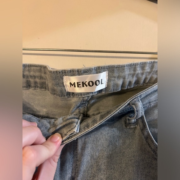 NWT. Mekool brand stretchy jeans. Light wash. Distressed style. - Picture 3 of 6